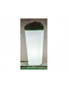 Iluminación. Macetero jardín con luz LED