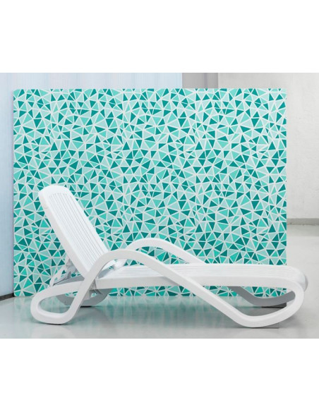 Tumbonas de plástico. Tumbona EDEN